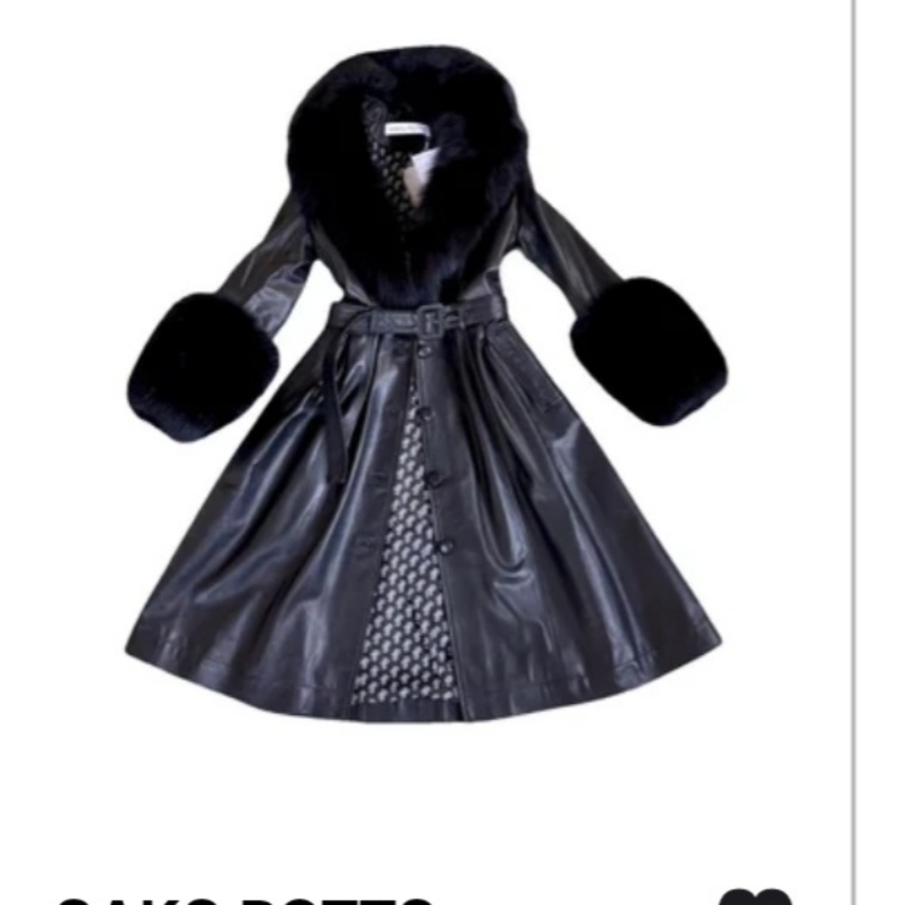 Looking for this coat in black smooth fox size 2 or 3